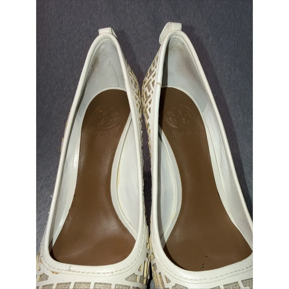 Tory Burch Geometric Cut-Out Logo Peep Toe Pumps White Leather US 7.5